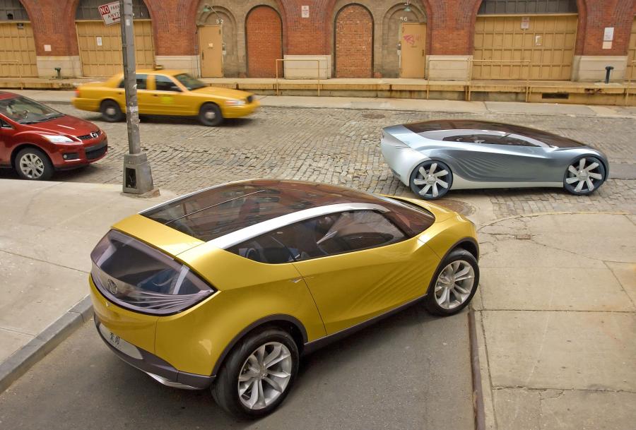  Mazda Hakaze Concept 2007 года  (фото 2 из 106)